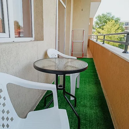 Apartament Kamelia Garden Słoneczny Brzeg