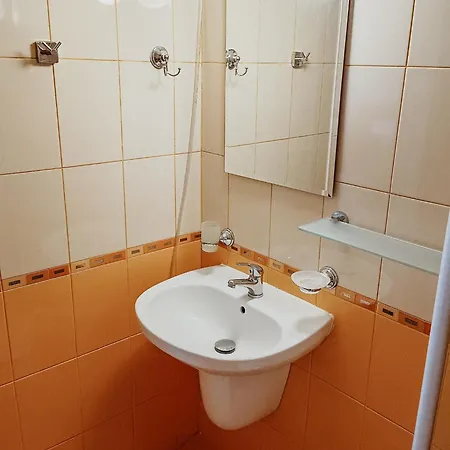 Kamelia Garden アパート